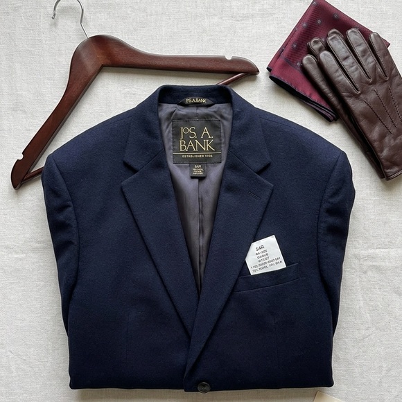 Jos. A. Bank Navy Single-Breasted 70% Wool & 30% Silk Men's Blazer (54L)